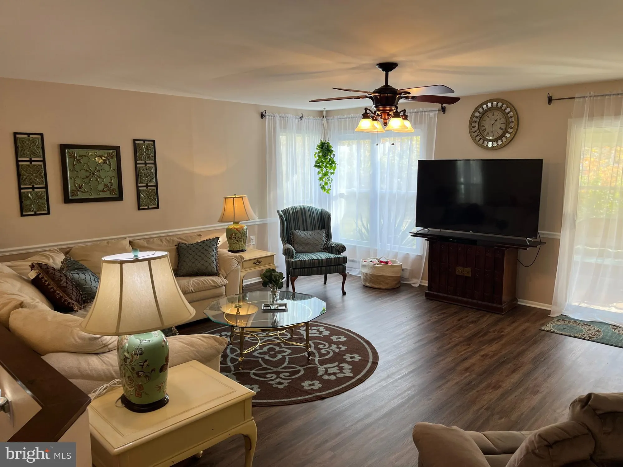 Property Slideshow image 18 of 30 | 53 finchley ct, Southampton, NJ, 08088