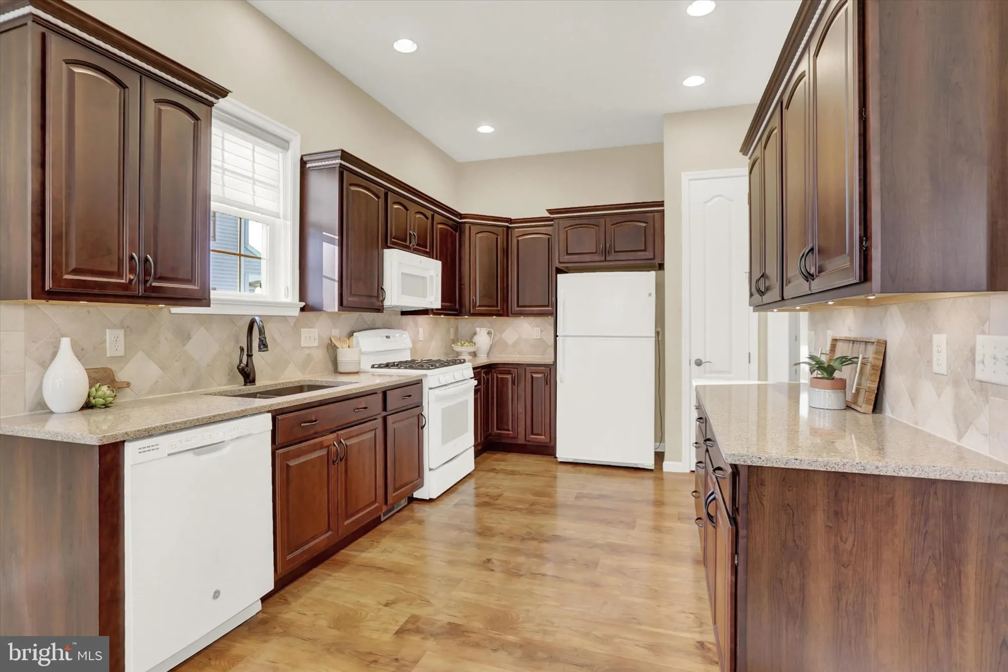 Property Slideshow image 11 of 54 | 226 carmella dr, Mechanicsburg, PA, 17050