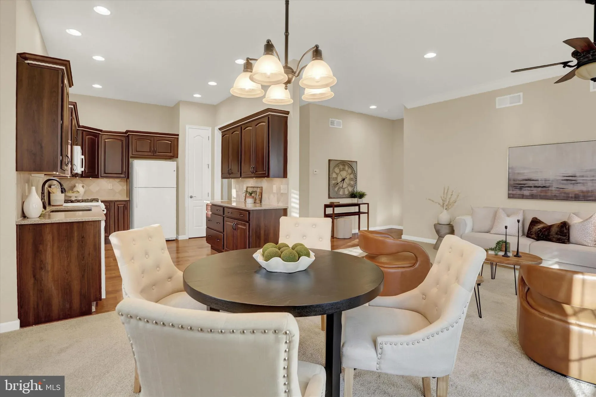 Property Slideshow image 15 of 54 | 226 carmella dr, Mechanicsburg, PA, 17050