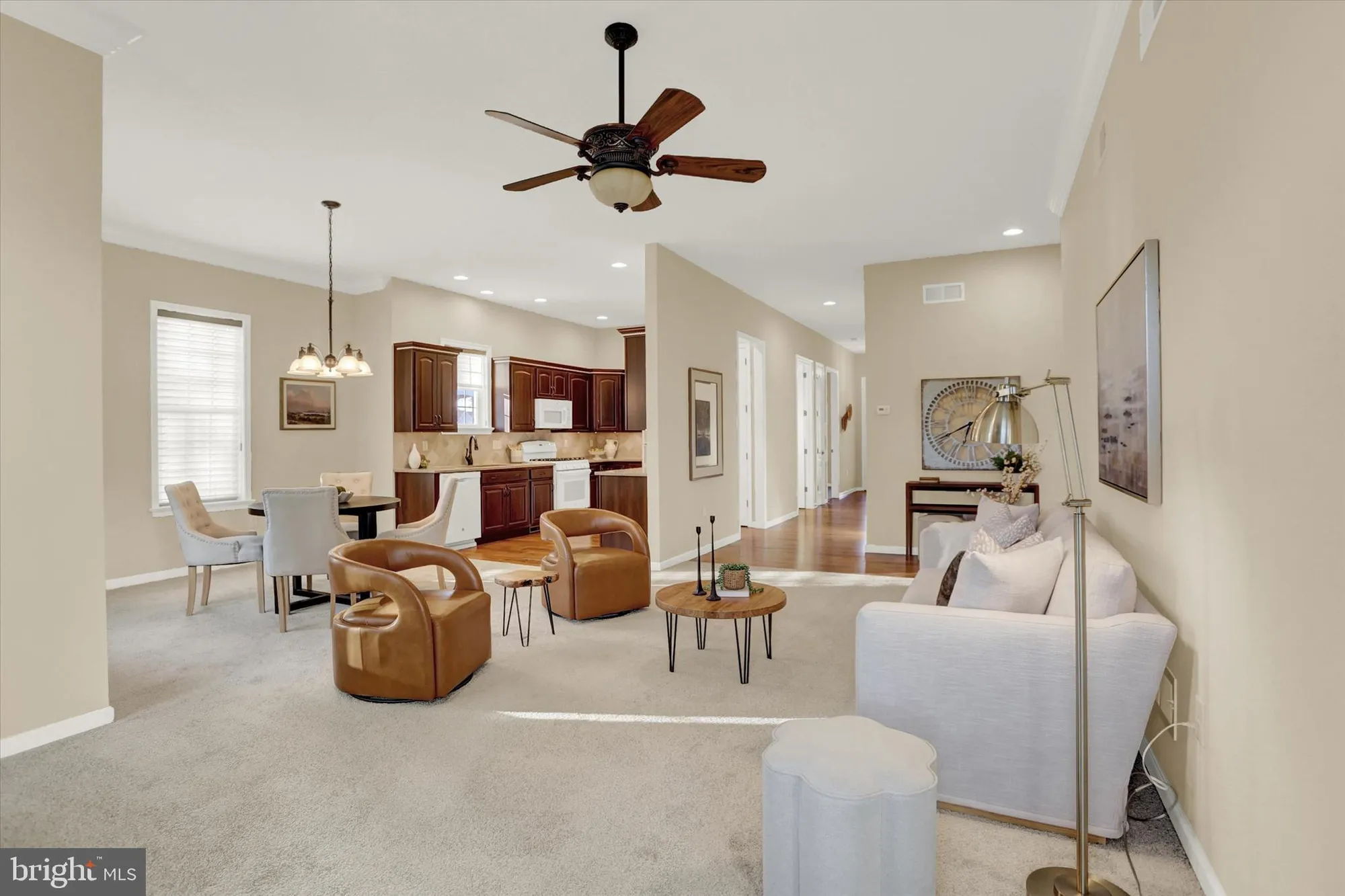 Property Slideshow image 23 of 54 | 226 carmella dr, Mechanicsburg, PA, 17050