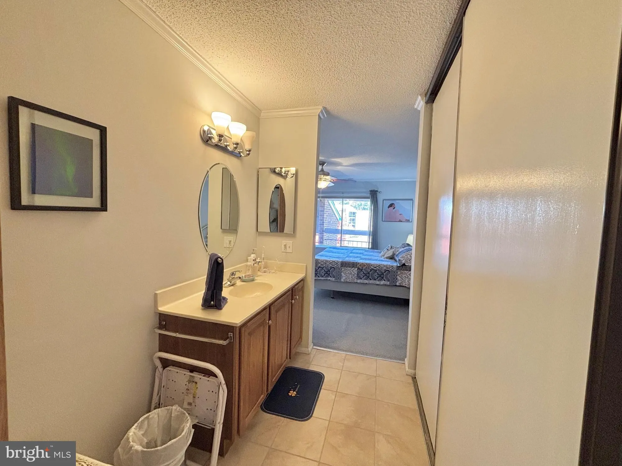 Property Slideshow image 15 of 27 | 15111 glade dr 12-3d, Silver Spring, MD, 20906