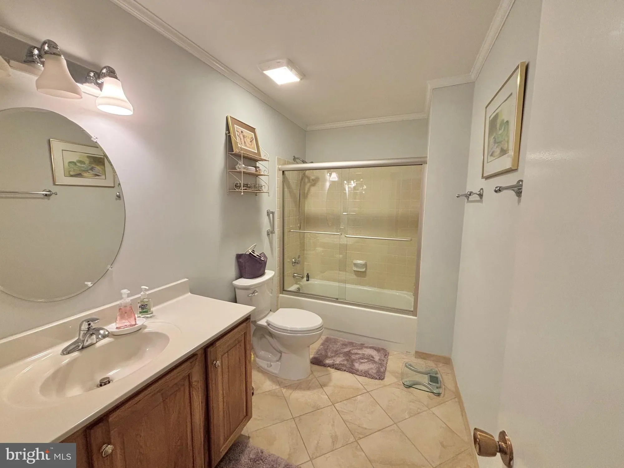Property Slideshow image 20 of 27 | 15111 glade dr 12-3d, Silver Spring, MD, 20906