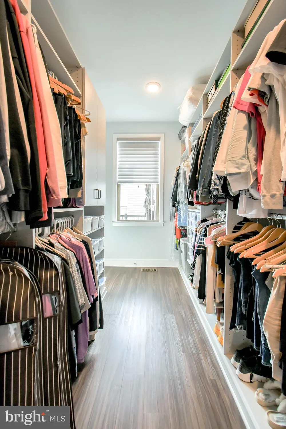 Property Slideshow image 36 of 62 | 42789 macbeth ter, Ashburn, VA, 20148