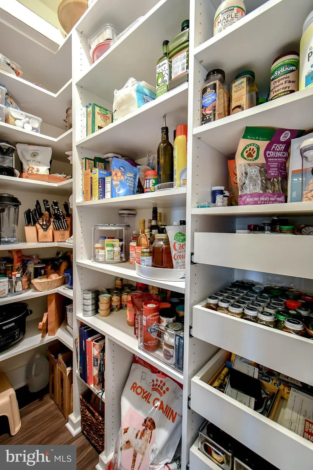 Property Slideshow image 21 of 62 | 42789 macbeth ter, Ashburn, VA, 20148