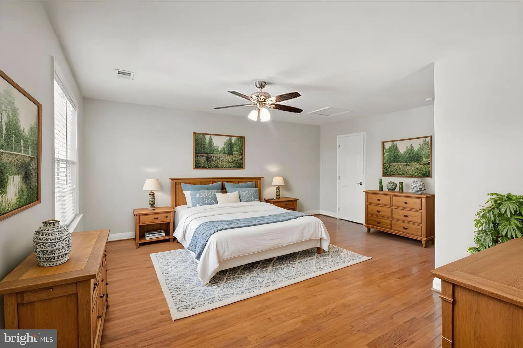 Property Slideshow image 33 of 50 | 17680 glass ridge pl, Gainesville, VA, 20155