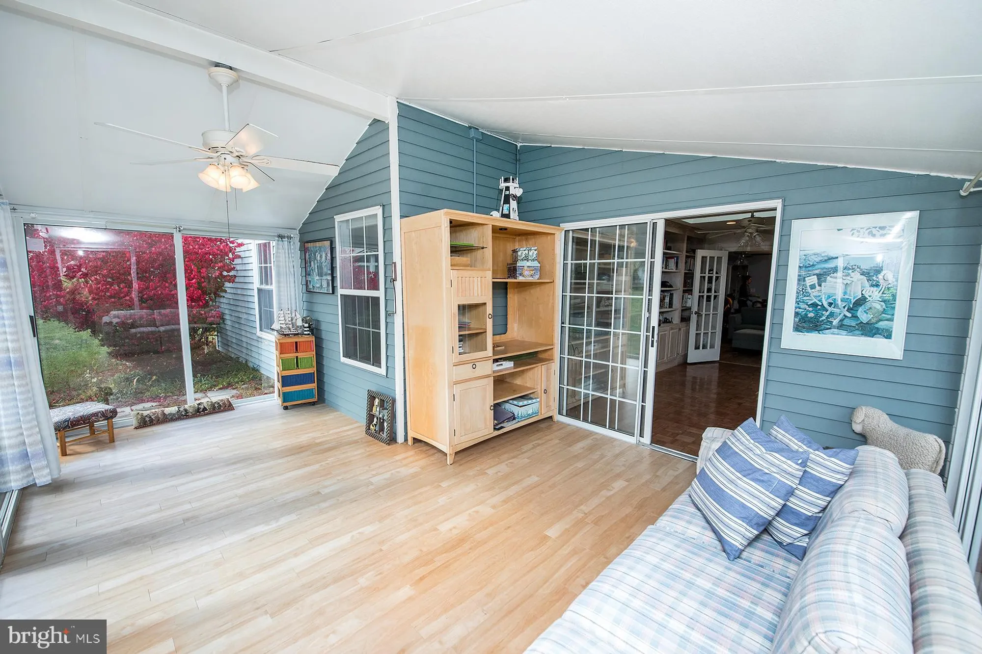 Property Slideshow image 12 of 39 | 420 elderberry ct, Mount Laurel, NJ, 08054