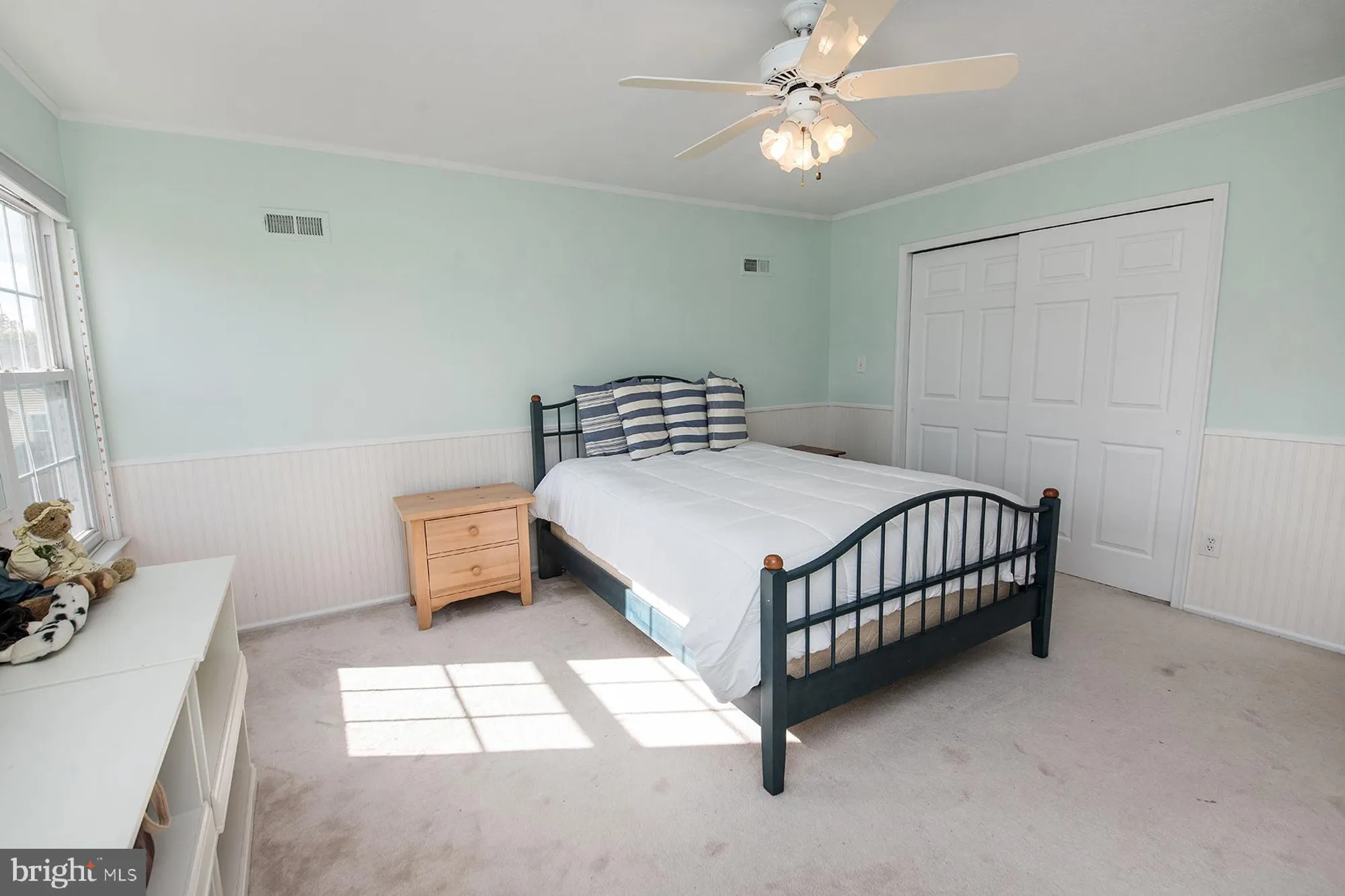 Property Slideshow image 26 of 39 | 420 elderberry ct, Mount Laurel, NJ, 08054