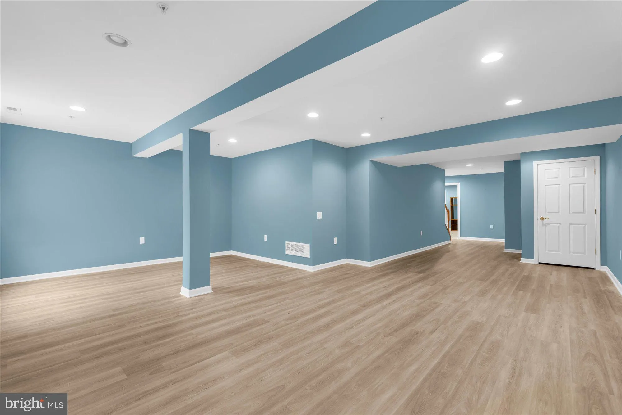 Property Slideshow image 31 of 44 | 813 geranium dr, Warrington, PA, 18976