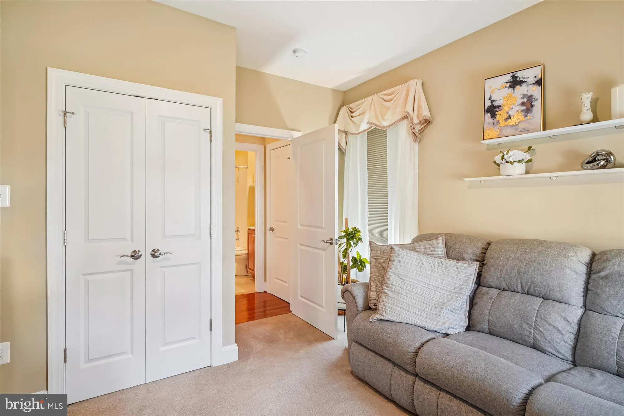 Property Slideshow image 15 of 39 | 2855 chauncey hill dr # 33, Manchester, MD, 21102