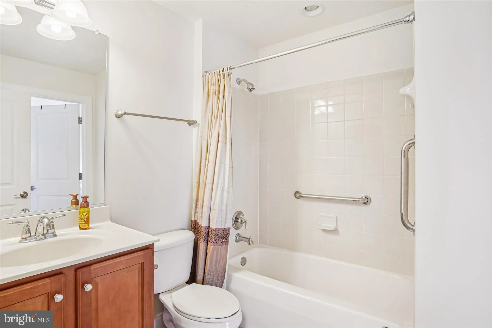 Property Slideshow image 26 of 39 | 2855 chauncey hill dr # 33, Manchester, MD, 21102