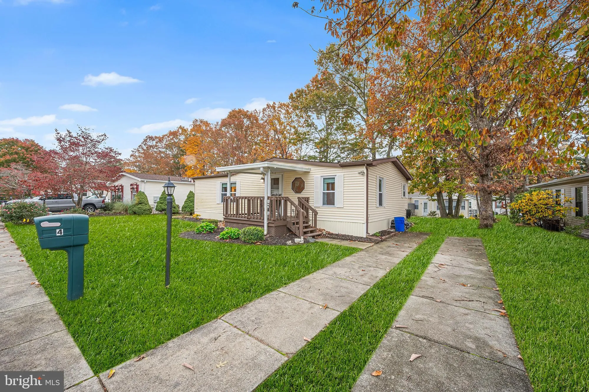 Property Slideshow image 2 of 27 | 4 locust ct, Mays Landing, NJ, 08330