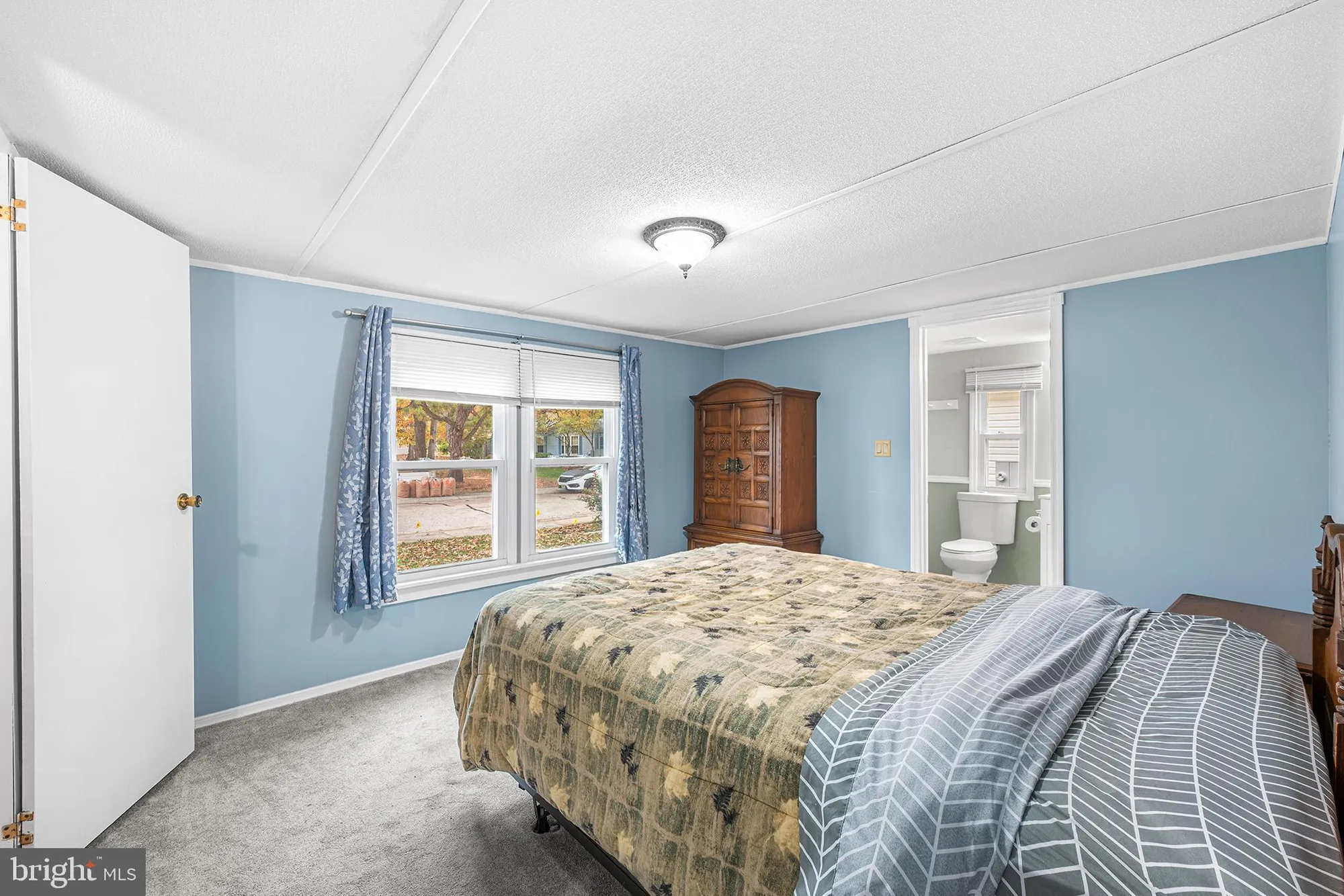 Property Slideshow image 10 of 27 | 4 locust ct, Mays Landing, NJ, 08330