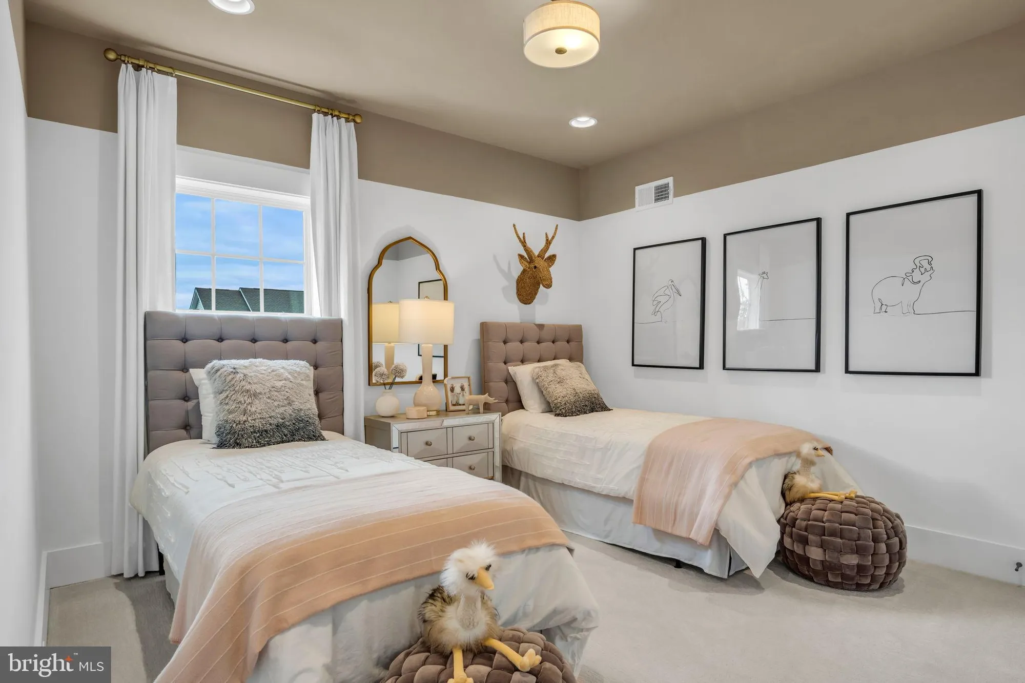 Property Slideshow image 16 of 44 | 39 reedgrass way, Gettysburg, PA, 17325