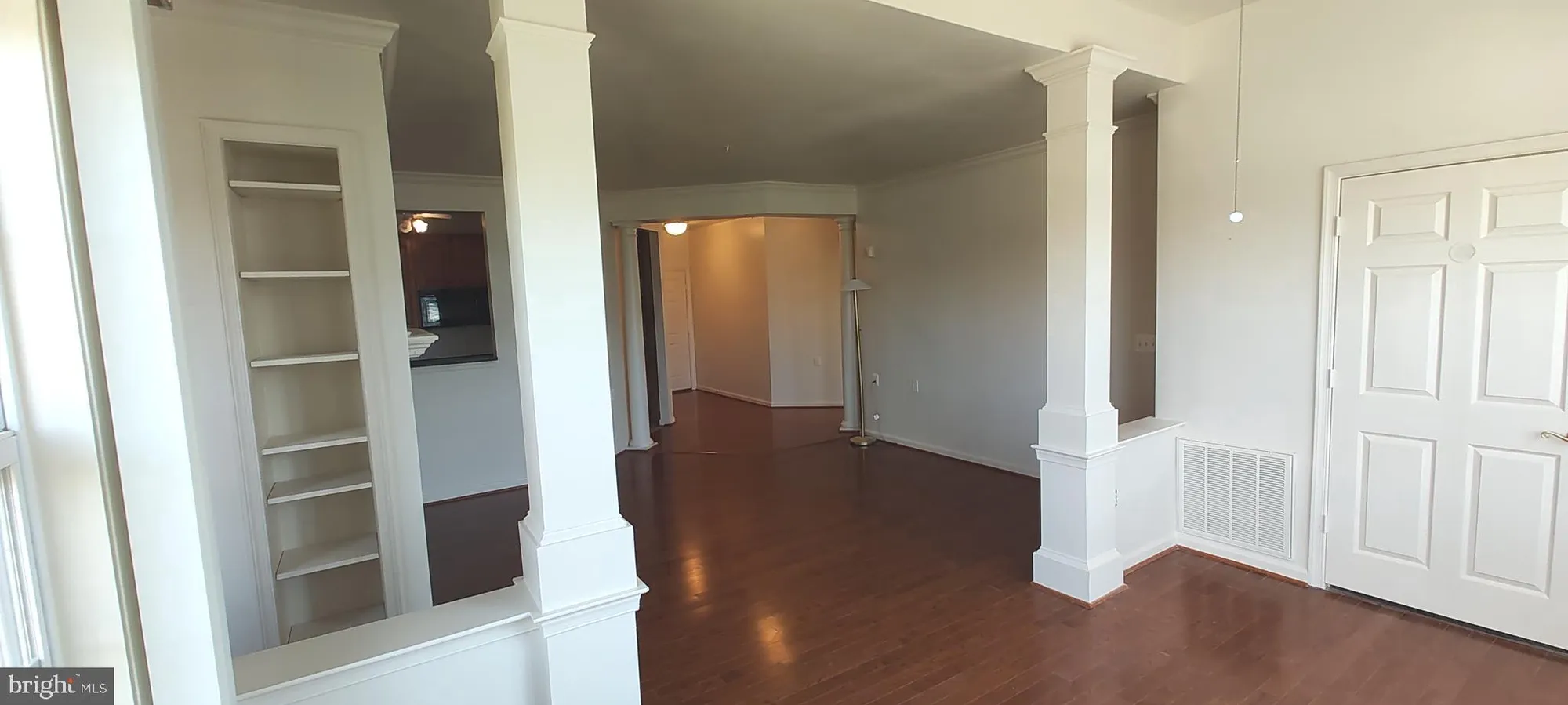 Property Slideshow image 6 of 46 | 1 cameron grove blvd 301, Upper Marlboro, MD, 20774