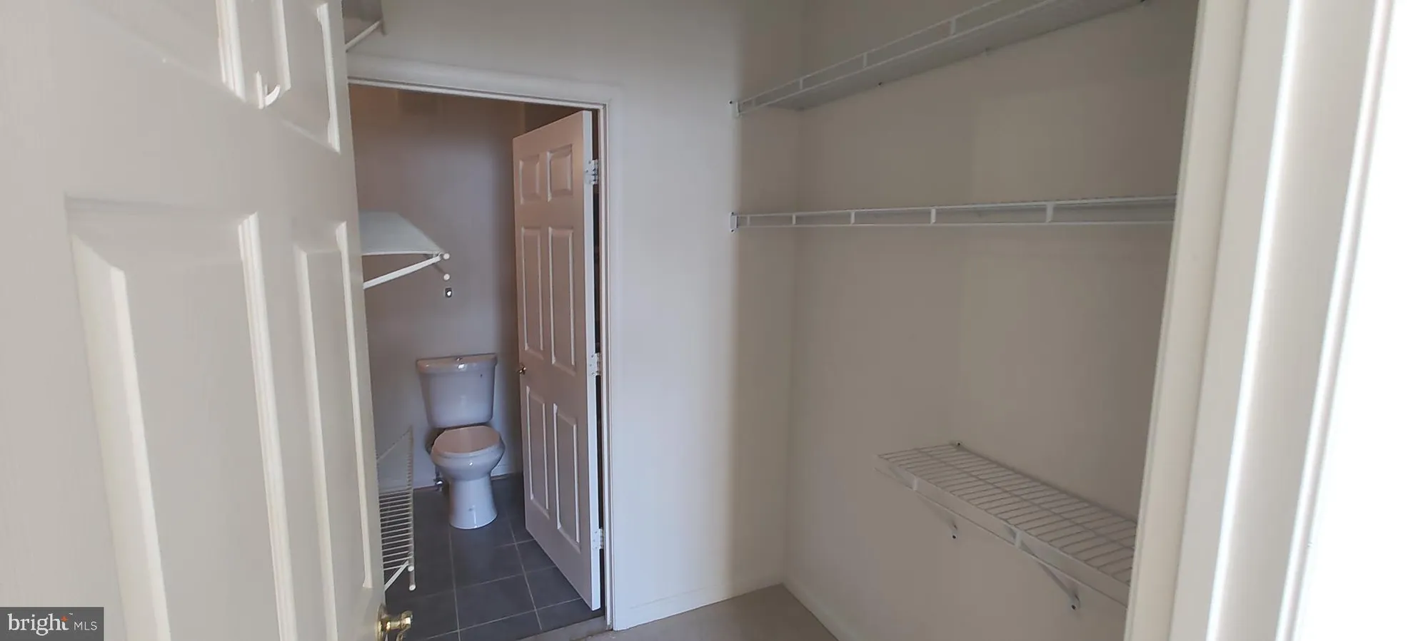 Property Slideshow image 23 of 46 | 1 cameron grove blvd 301, Upper Marlboro, MD, 20774