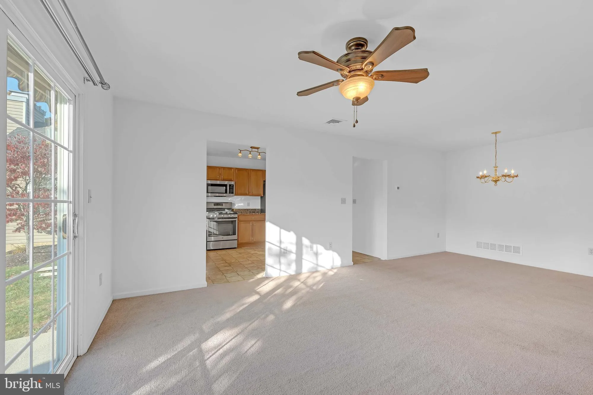 Property Slideshow image 7 of 31 | 4212 belmont cir, Whitehall, PA, 18052