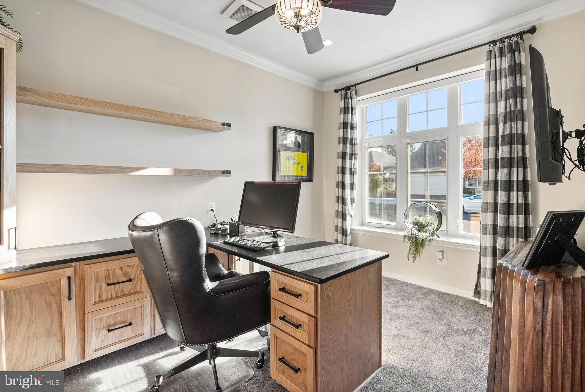 Property Slideshow image 12 of 49 | 1017 conway ct, Warwick, PA, 18974