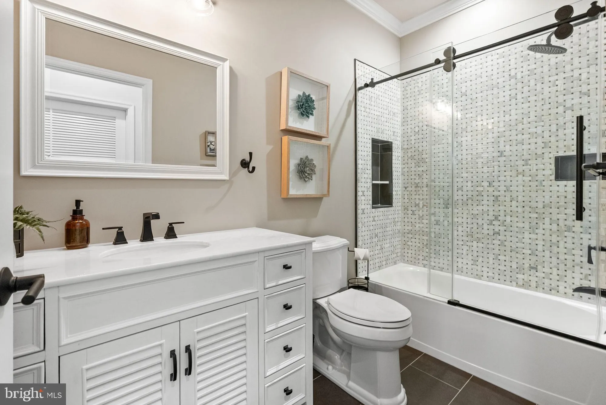 Property Slideshow image 35 of 49 | 1017 conway ct, Warwick, PA, 18974