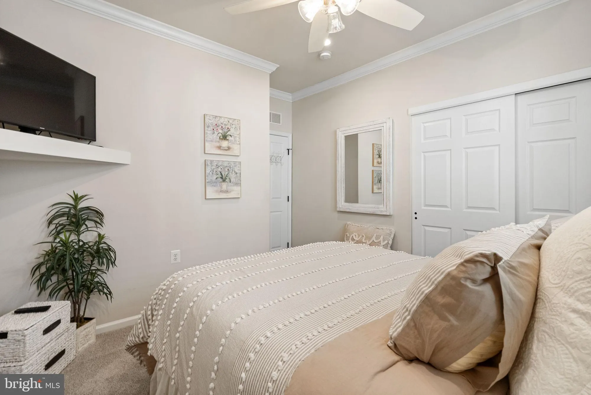 Property Slideshow image 33 of 49 | 1017 conway ct, Warwick, PA, 18974