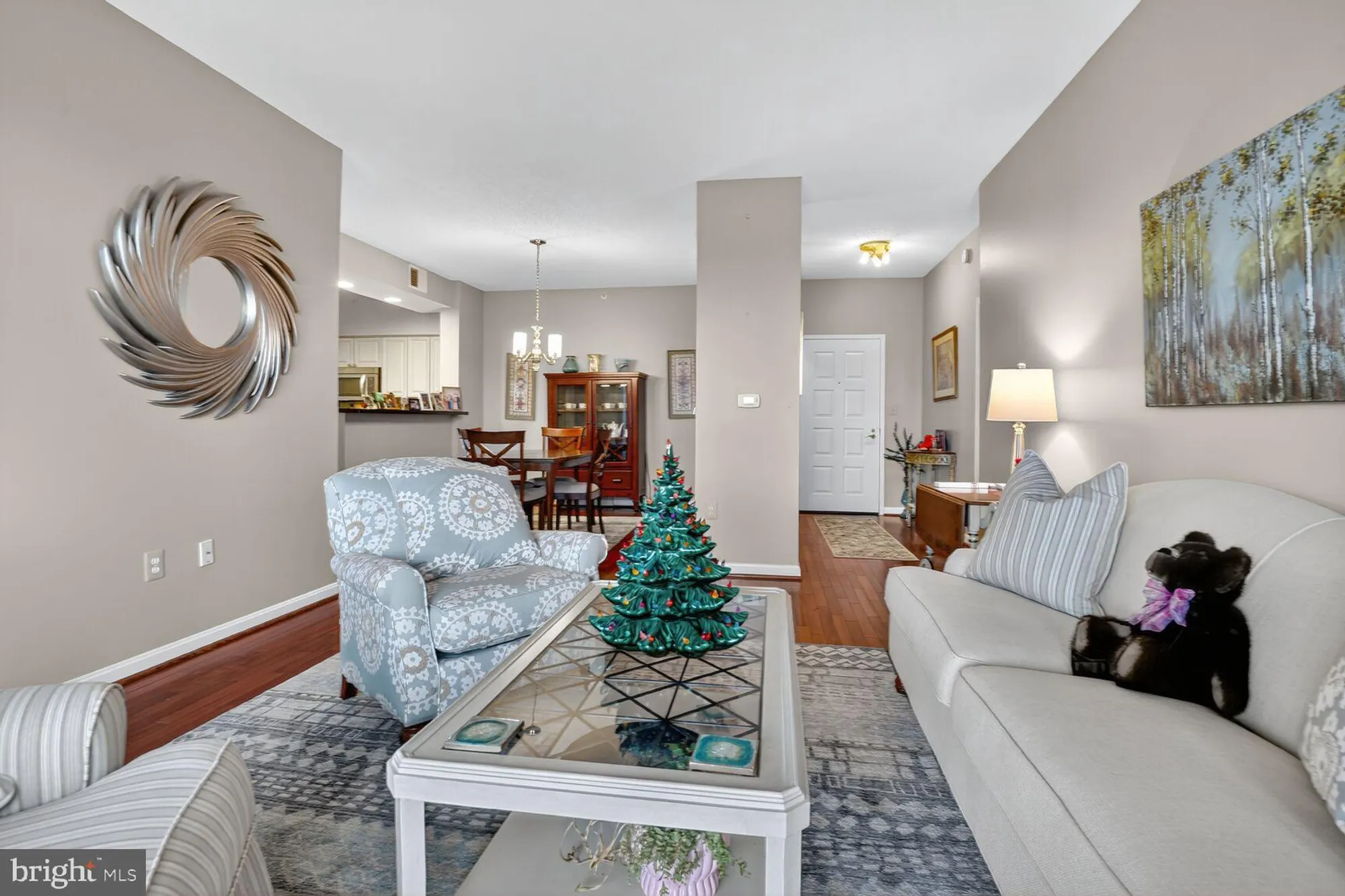 Property Slideshow image 5 of 16 | 19365 cypress ridge ter unit 1022, Leesburg, VA, 20176