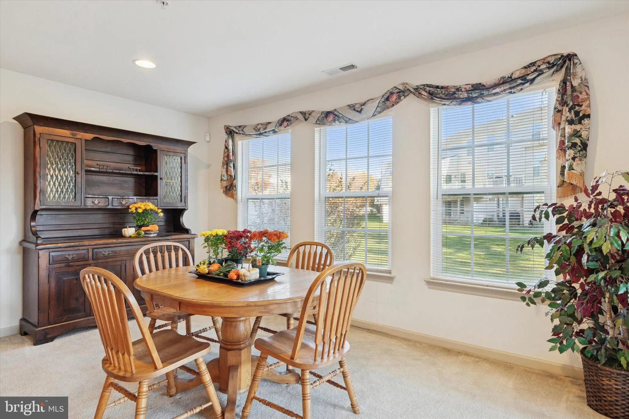 Property Slideshow image 40 of 57 | 116 brindle ct, Norristown, PA, 19403