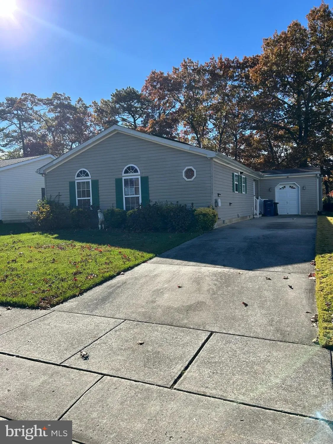 Property Slideshow image 1 of 26 | 197 pebble beach dr, Mays Landing, NJ, 08330