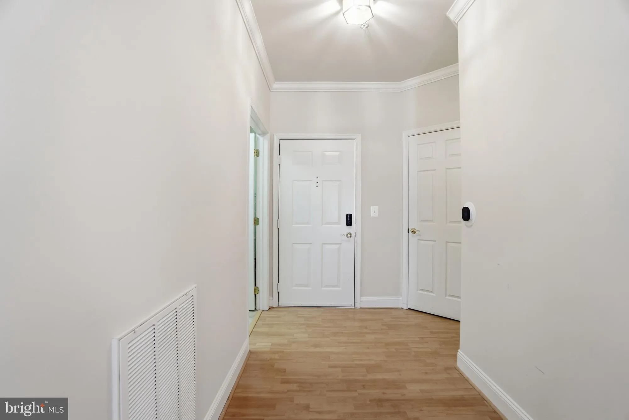 Property Slideshow image 14 of 52 | 2540 kensington gdns unit 303, Ellicott City, MD, 21043