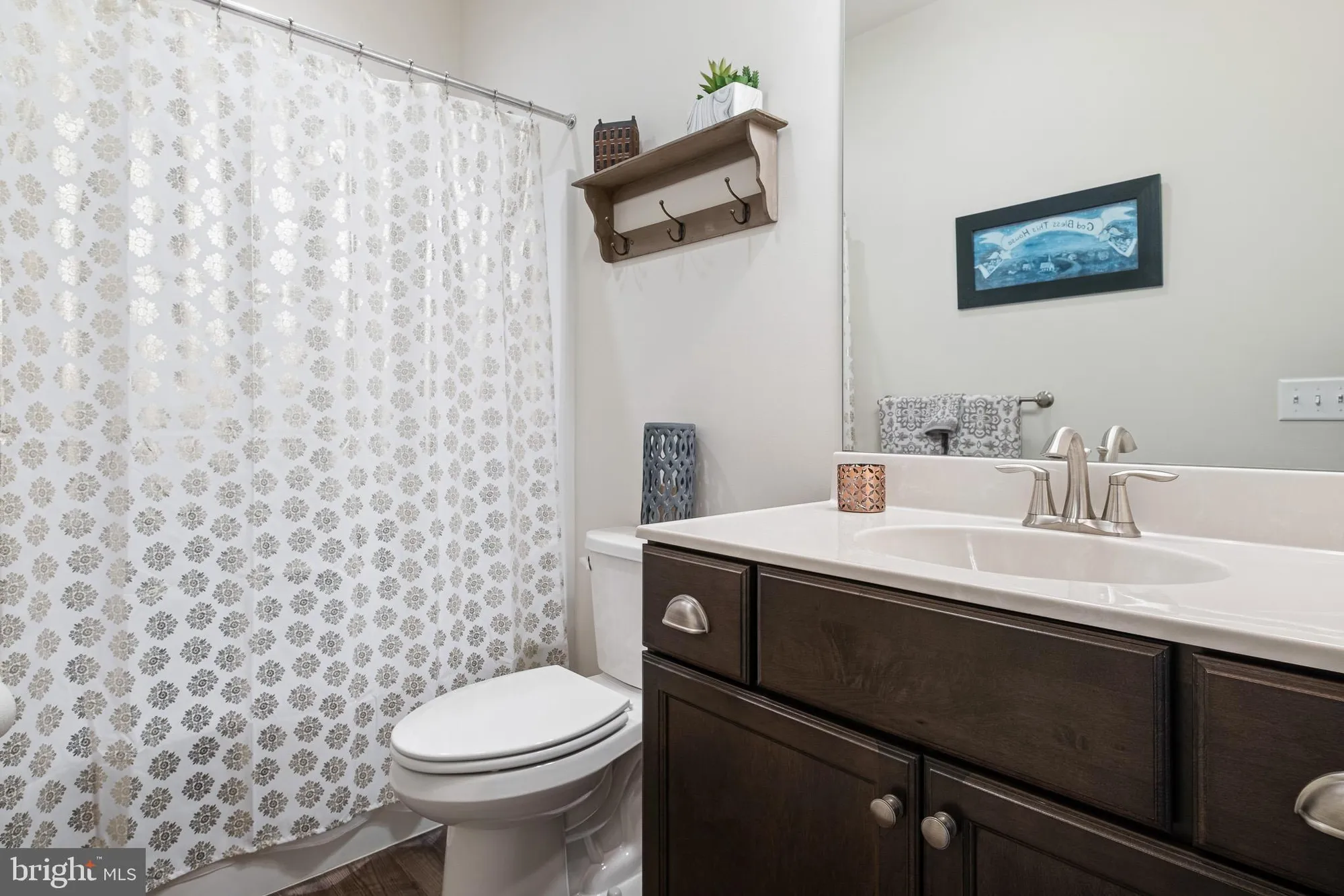 Property Slideshow image 17 of 24 | 502 ivy hill path, Cochranville, PA, 19330