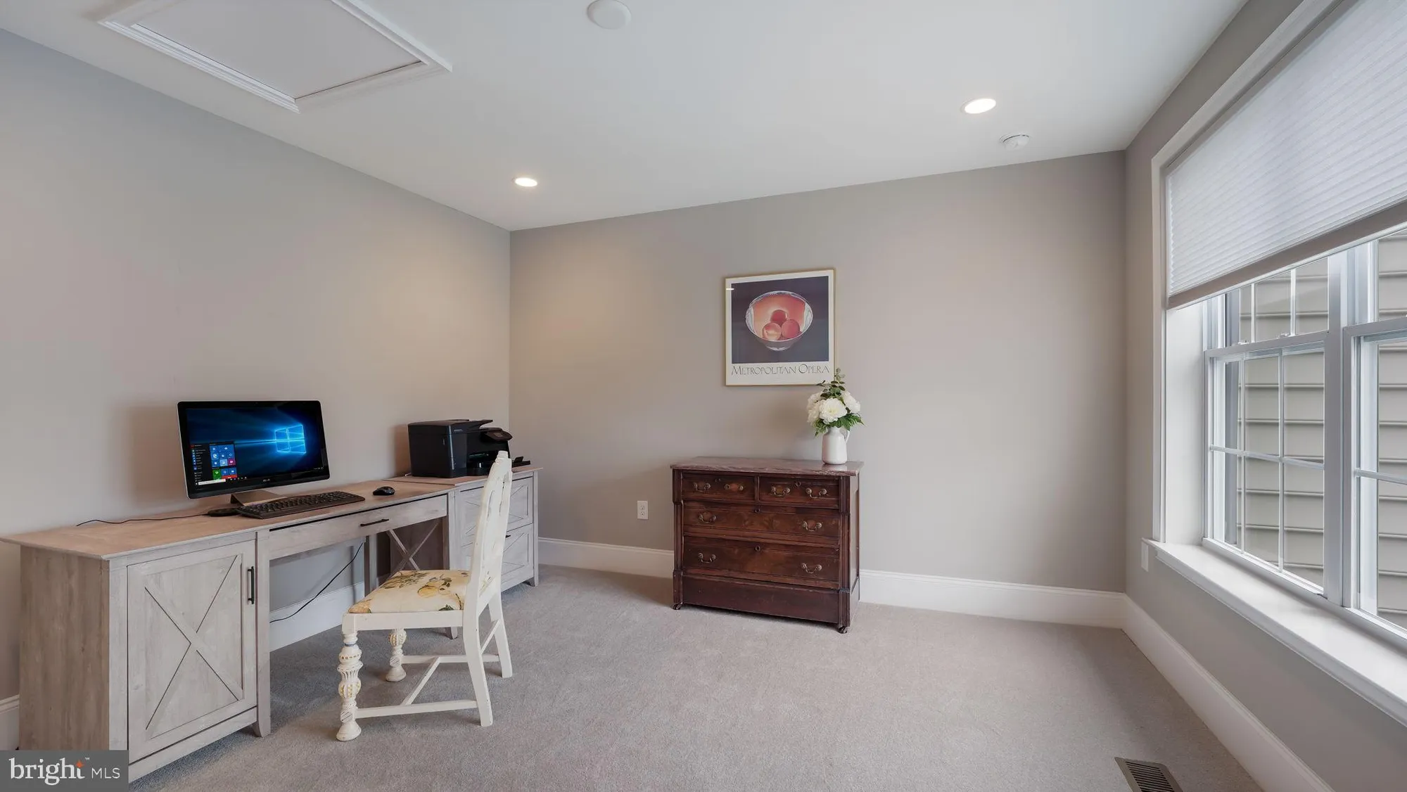 Property Slideshow image 24 of 31 | 34 hillyer ln, Newtown, PA, 18940