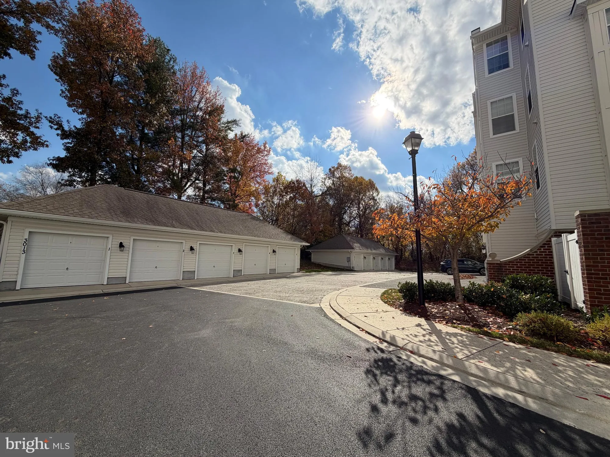 Property Slideshow image 37 of 46 | 8501 coltrane ct 206, Ellicott City, MD, 21043