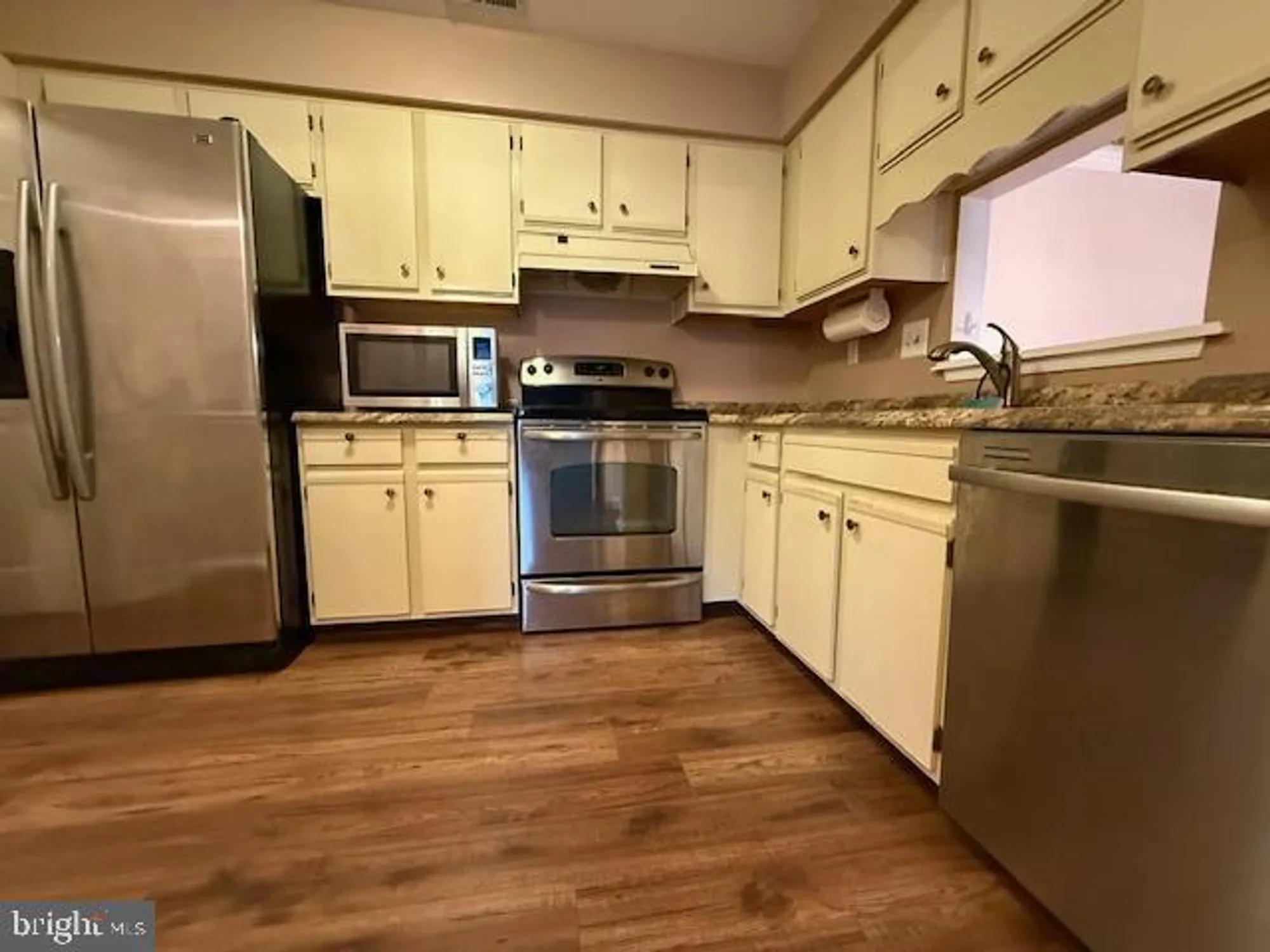 Property Slideshow image 5 of 18 | 1201 ginger ct # a, Mount Laurel, NJ, 08054