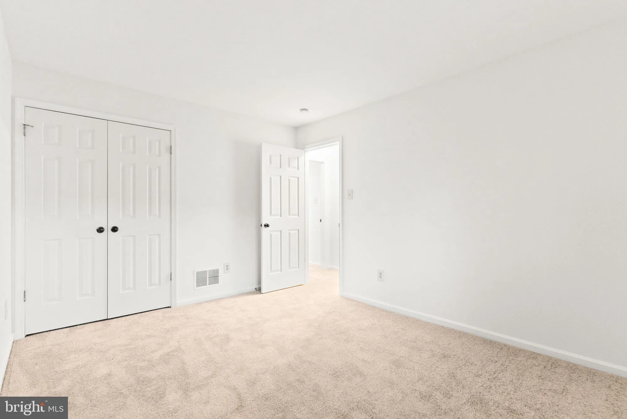 Property Slideshow image 34 of 52 | 254 chatham way # 254, West Chester, PA, 19380