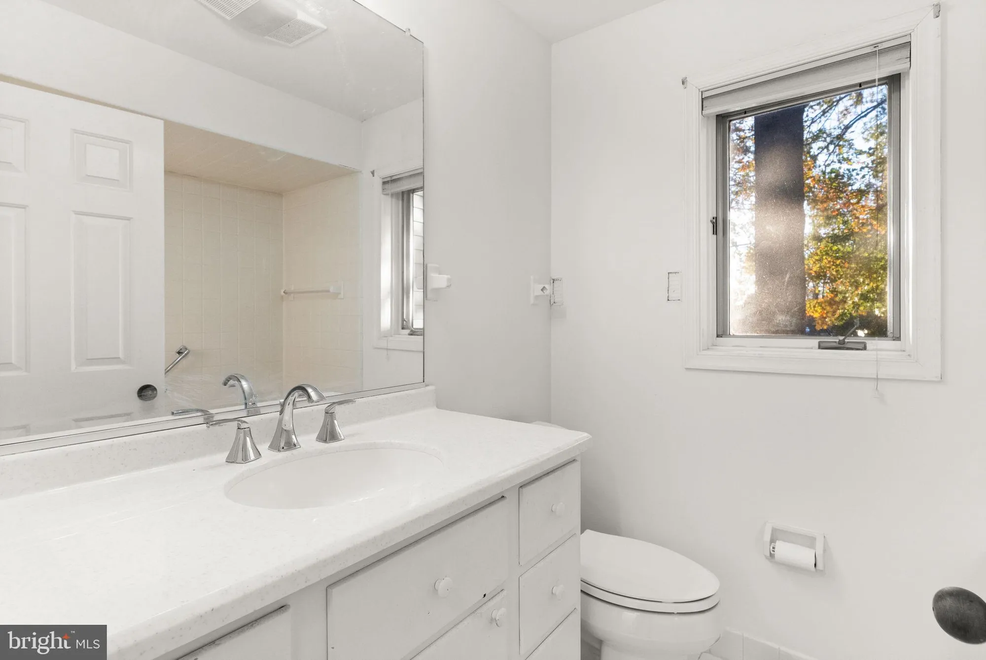 Property Slideshow image 35 of 52 | 254 chatham way # 254, West Chester, PA, 19380