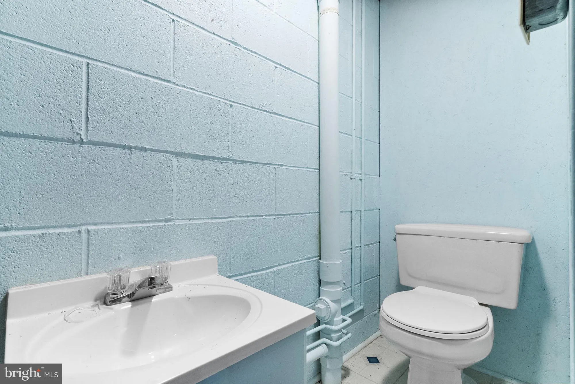 Property Slideshow image 38 of 52 | 254 chatham way # 254, West Chester, PA, 19380