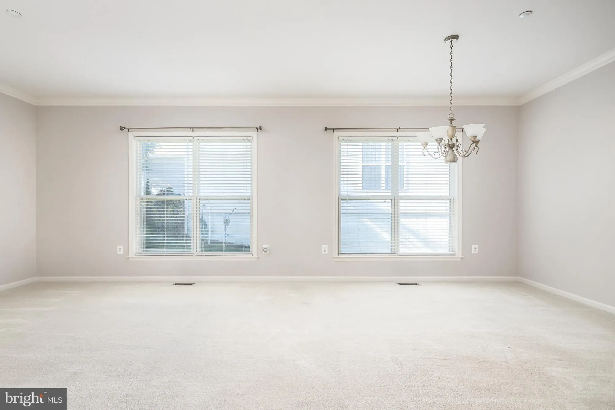 Property Slideshow image 8 of 33 | 18 chantilly pl, Fredericksburg, VA, 22406