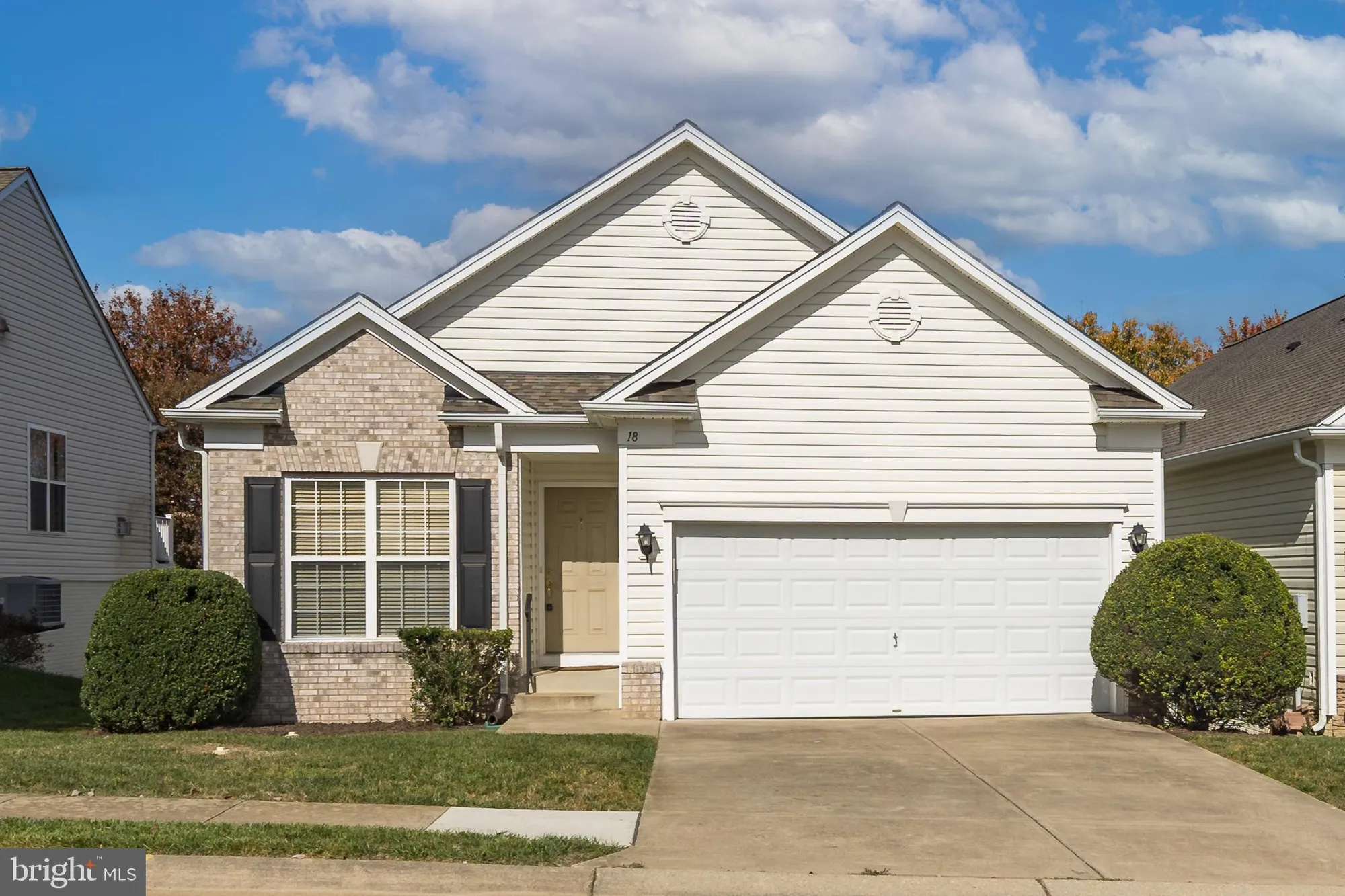 Property Slideshow image 1 of 33 | 18 chantilly pl, Fredericksburg, VA, 22406