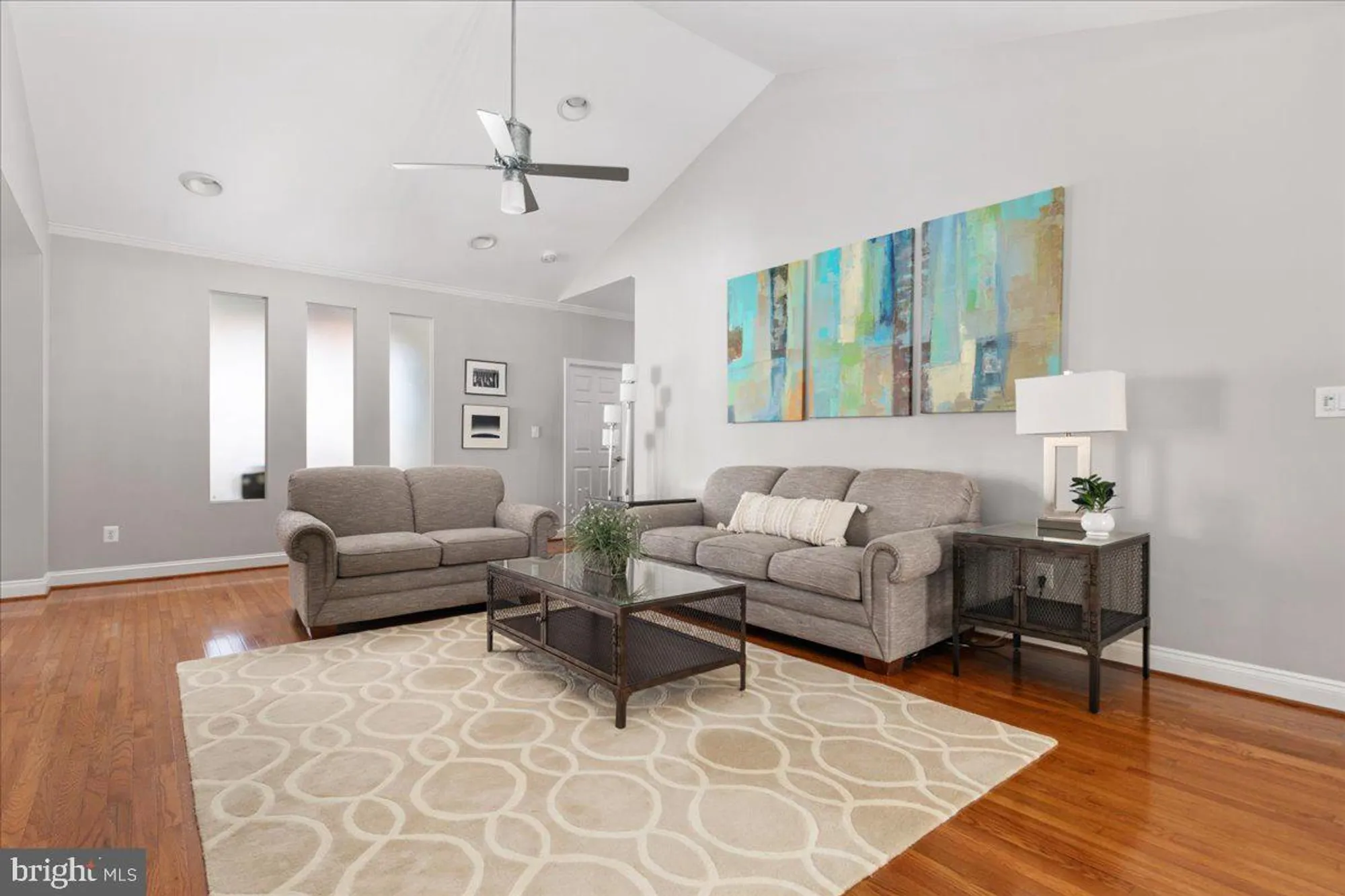 Property Slideshow image 13 of 84 | 13612 ryton ridge ln, Gainesville, VA, 20155