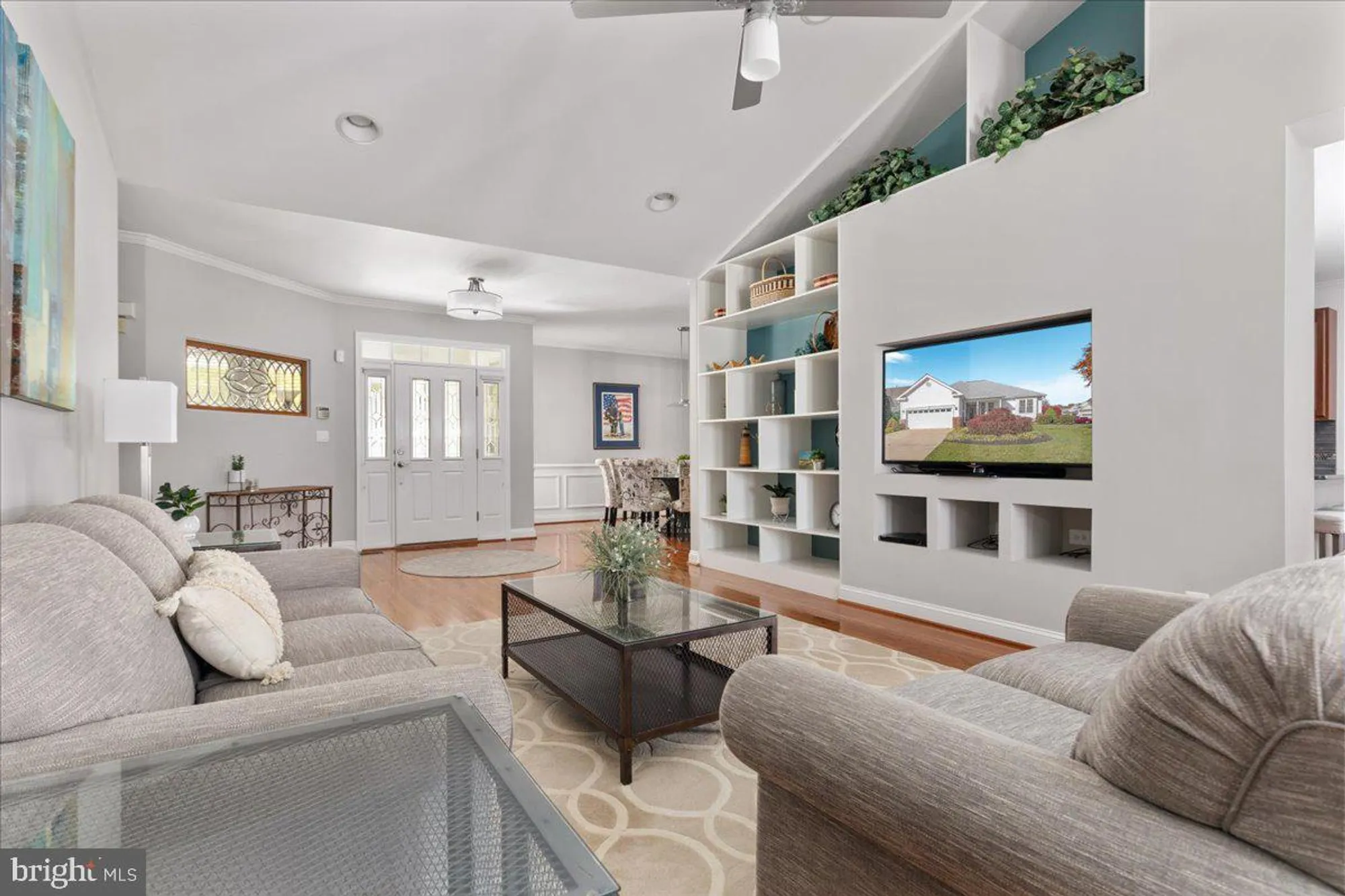 Property Slideshow image 9 of 84 | 13612 ryton ridge ln, Gainesville, VA, 20155