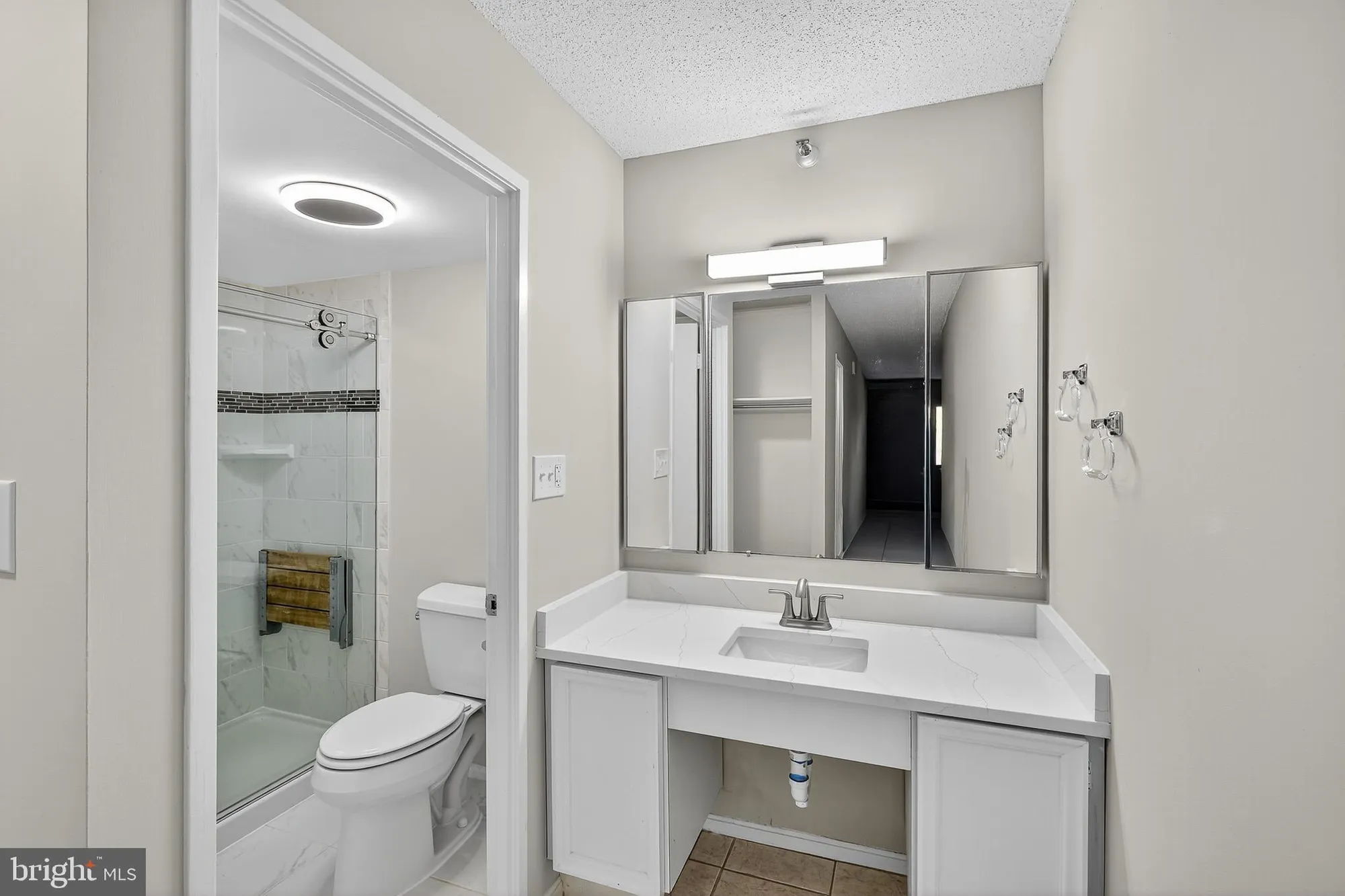 Property Slideshow image 27 of 40 | 15101 interlachen dr 1-326, Silver Spring, MD, 20906