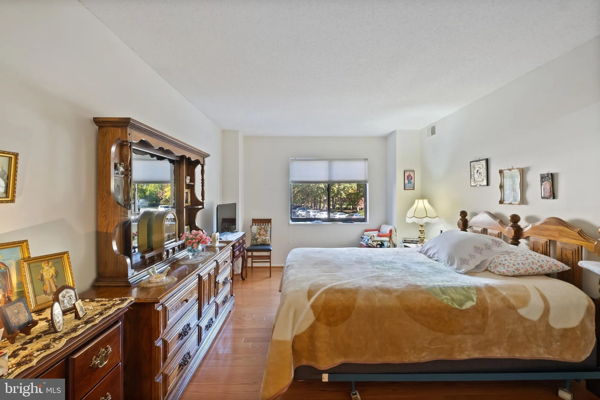 Property Slideshow image 13 of 26 | 15115 interlachen dr 3-107, Silver Spring, MD, 20906