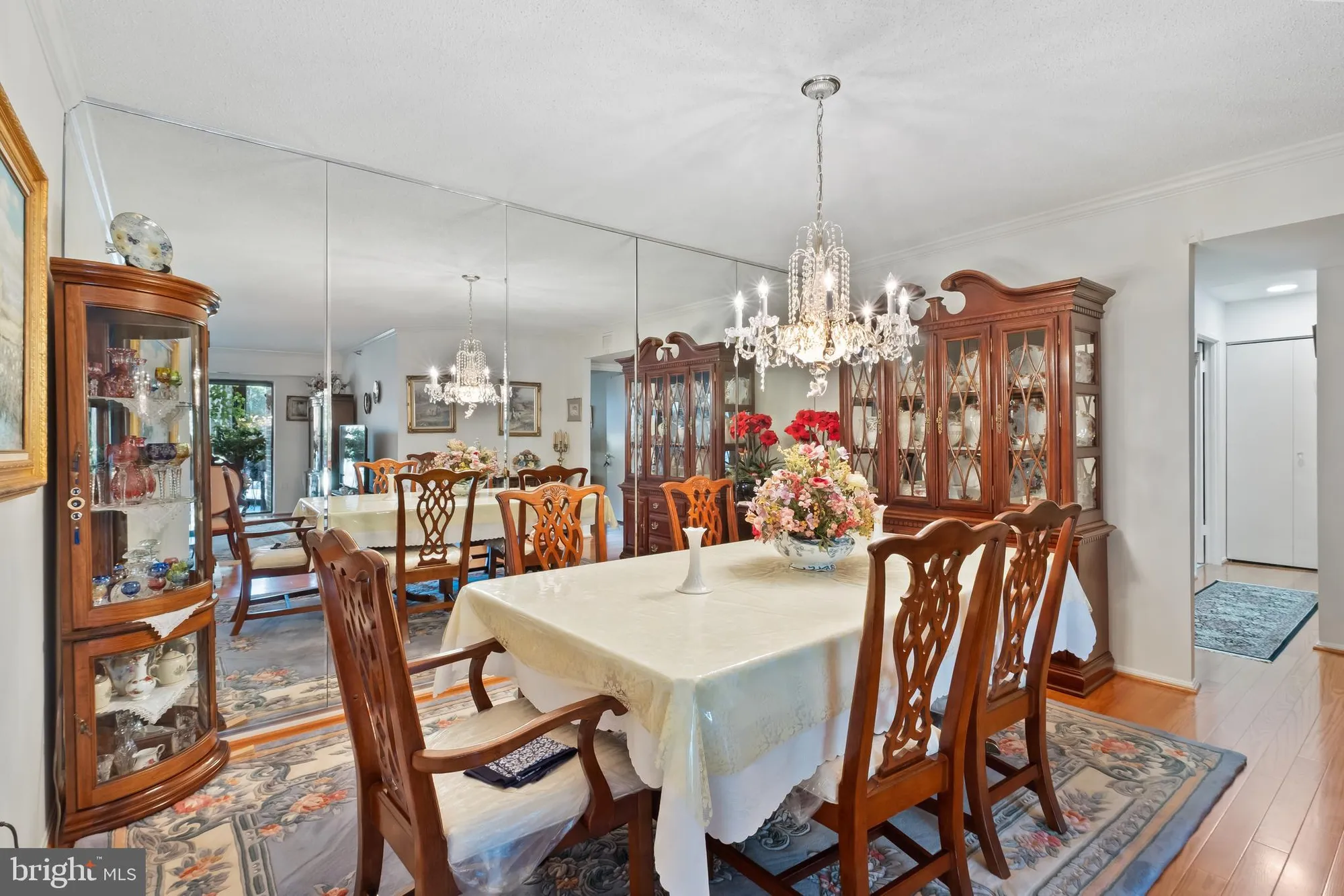 Property Slideshow image 7 of 26 | 15115 interlachen dr 3-107, Silver Spring, MD, 20906