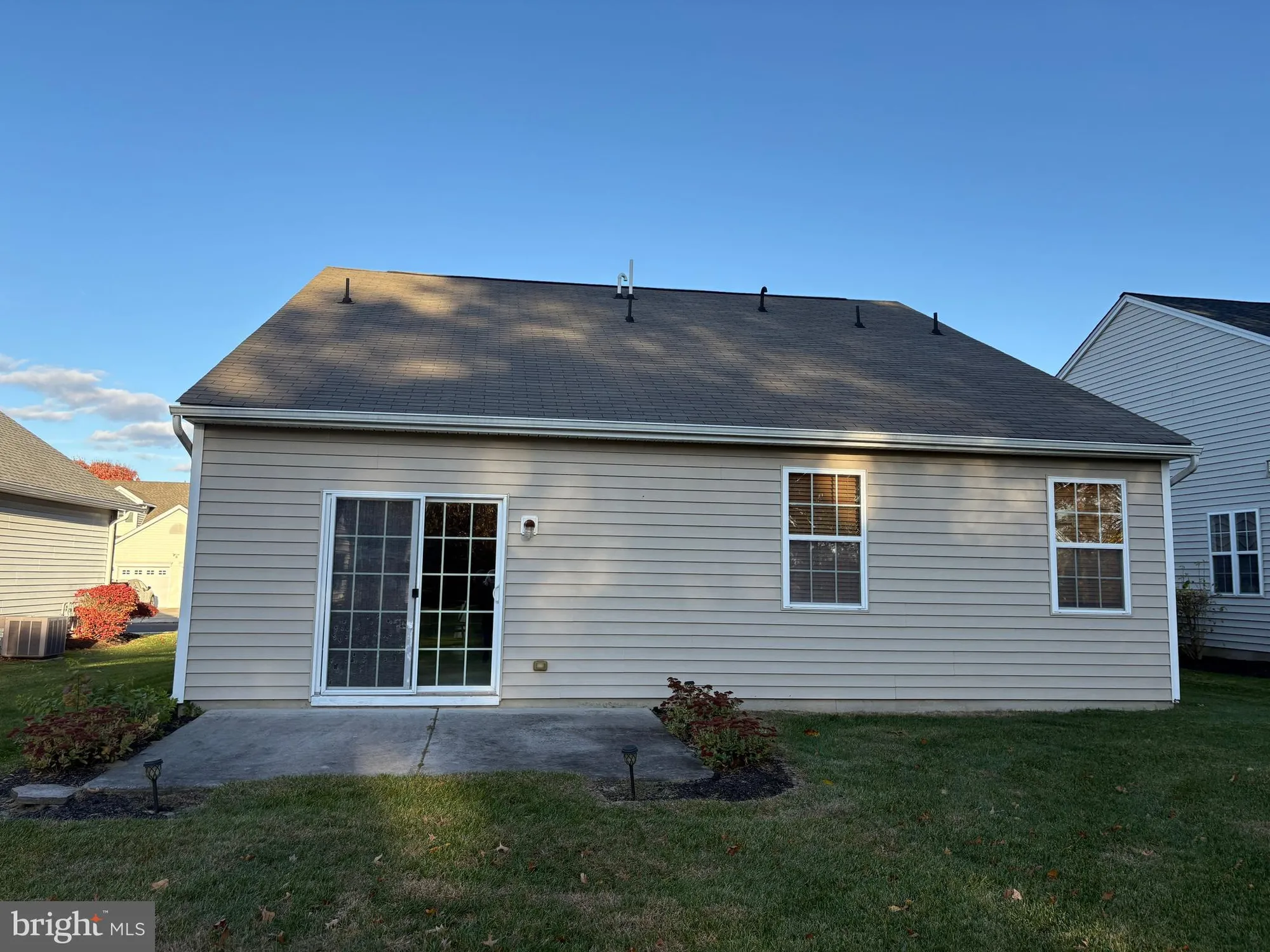 Property Slideshow image 6 of 48 | 253 snowy egret ln, West Deptford, NJ, 08086