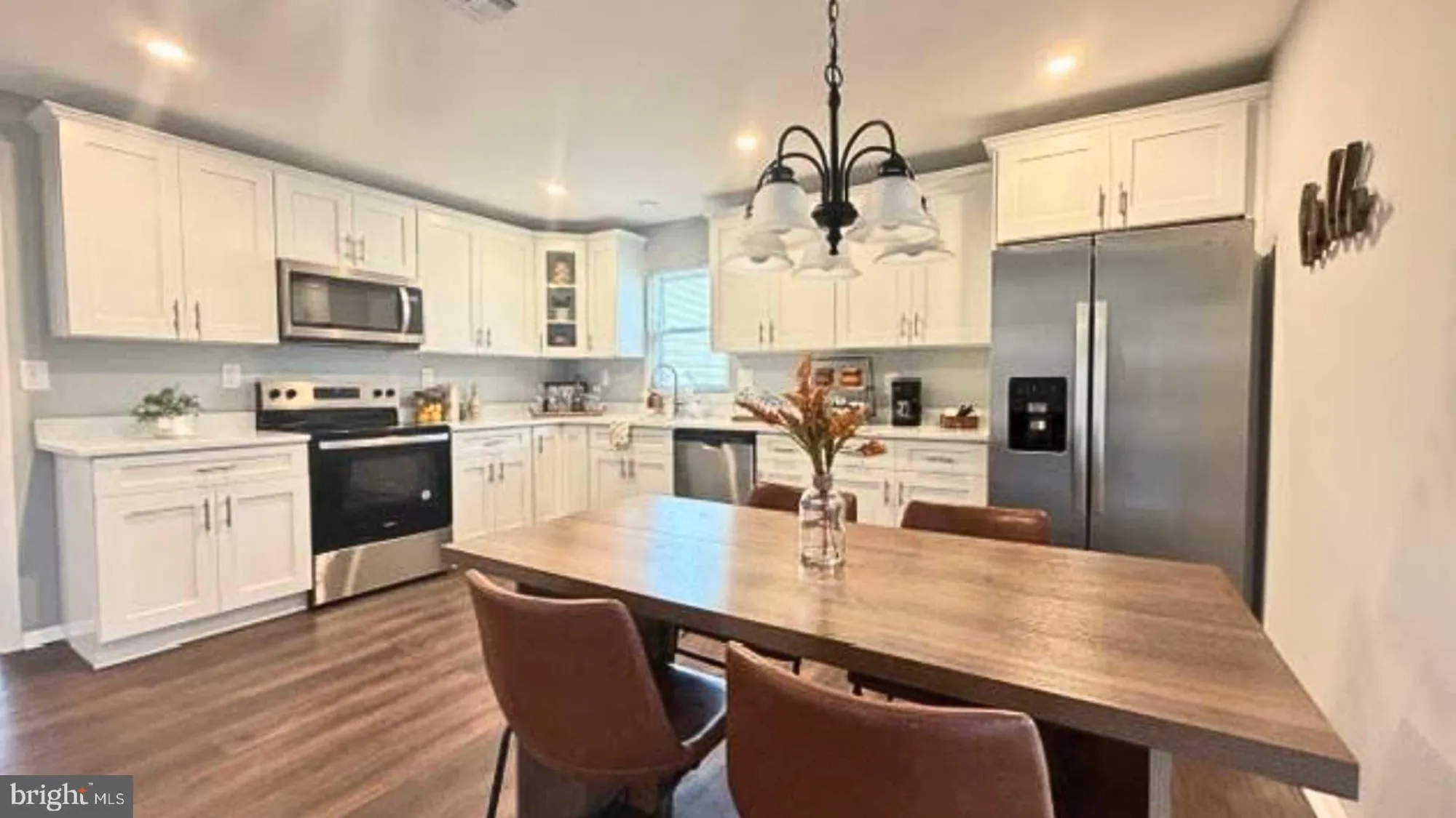 Property Slideshow image 15 of 29 | 170 dorchester dr, Southampton, NJ, 08088