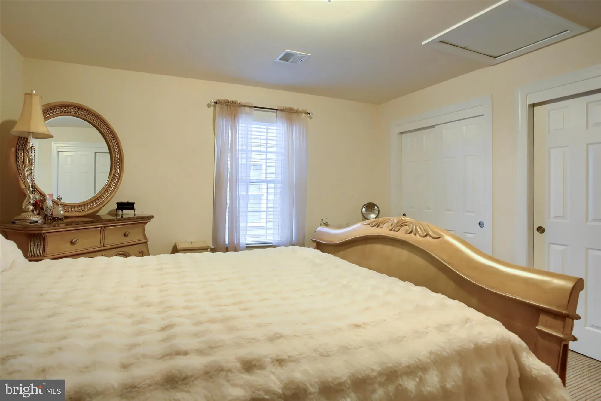 Property Slideshow image 33 of 64 | 75 presidents dr, Mechanicsburg, PA, 17050