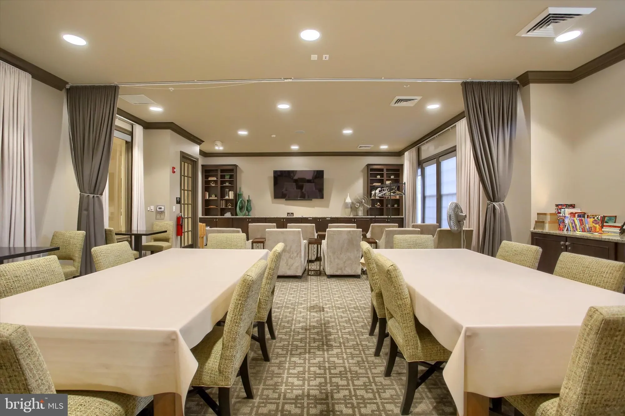 Property Slideshow image 54 of 64 | 75 presidents dr, Mechanicsburg, PA, 17050