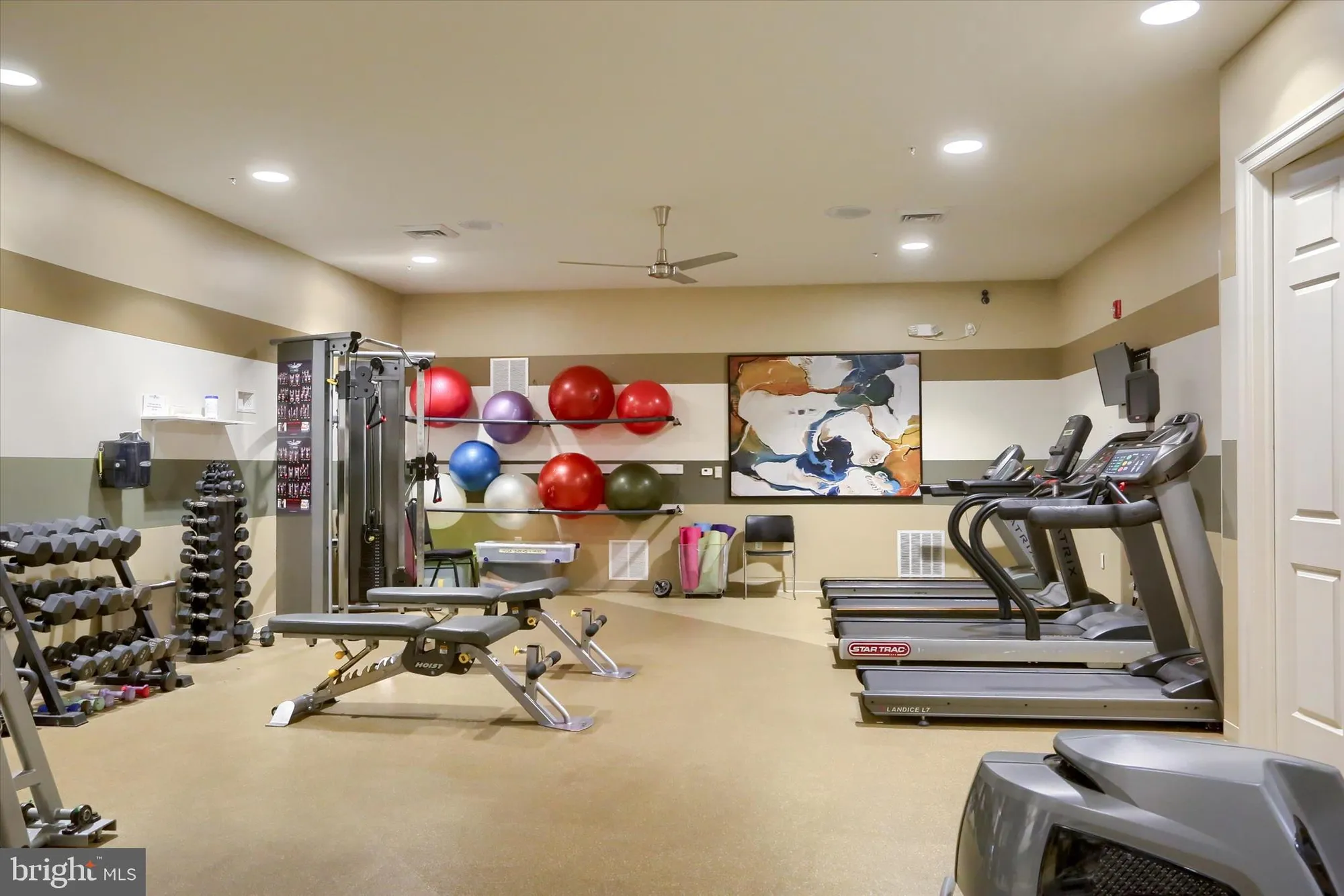 Property Slideshow image 56 of 64 | 75 presidents dr, Mechanicsburg, PA, 17050