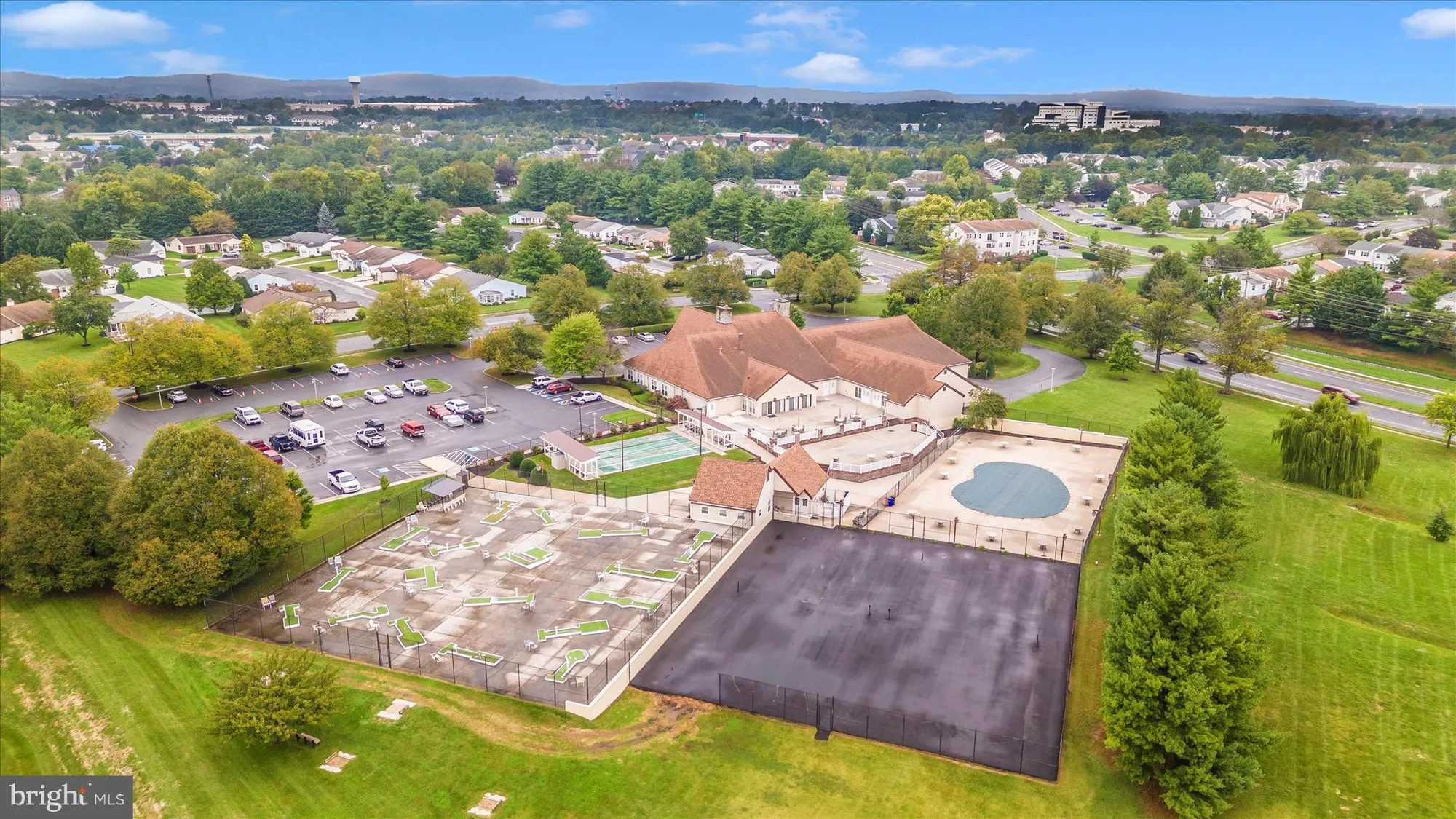 Property Slideshow image 50 of 54 | 6905 chokeberry ct, Frederick, MD, 21703