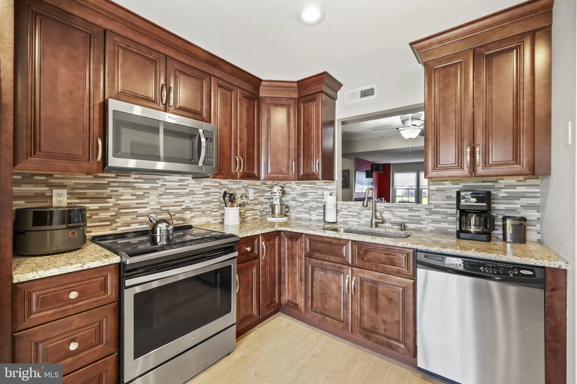 Property Slideshow image 10 of 22 | 631 madison dr b, Monroe Township, NJ, 08831