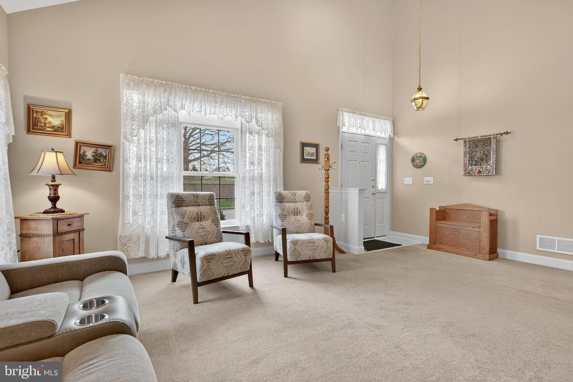 Property Slideshow image 6 of 51 | 1832 mercers ml, Lancaster, PA, 17601