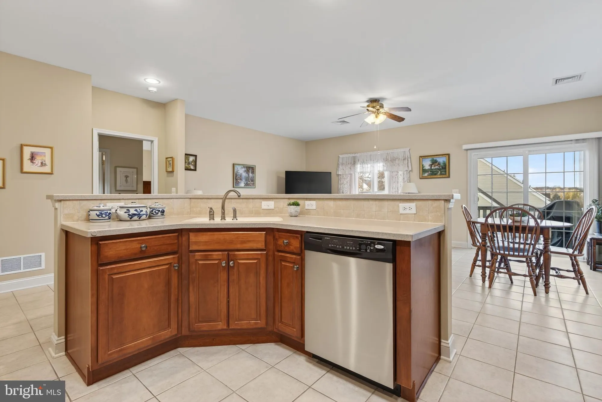 Property Slideshow image 27 of 51 | 1832 mercers ml, Lancaster, PA, 17601